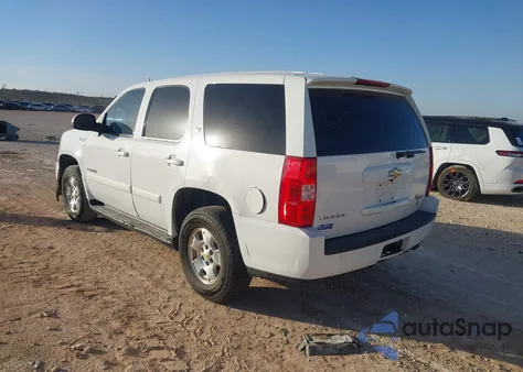 2008 Chevrolet Tahoe Hybrid z USA, uszkodzony, nr VIN 1GNFC135X8R219206